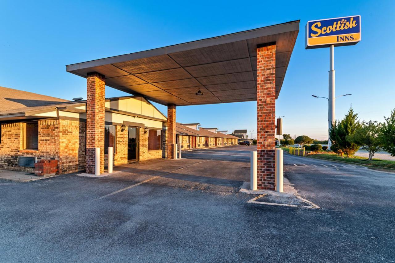 Scottish Inns - Decatur Bagian luar foto