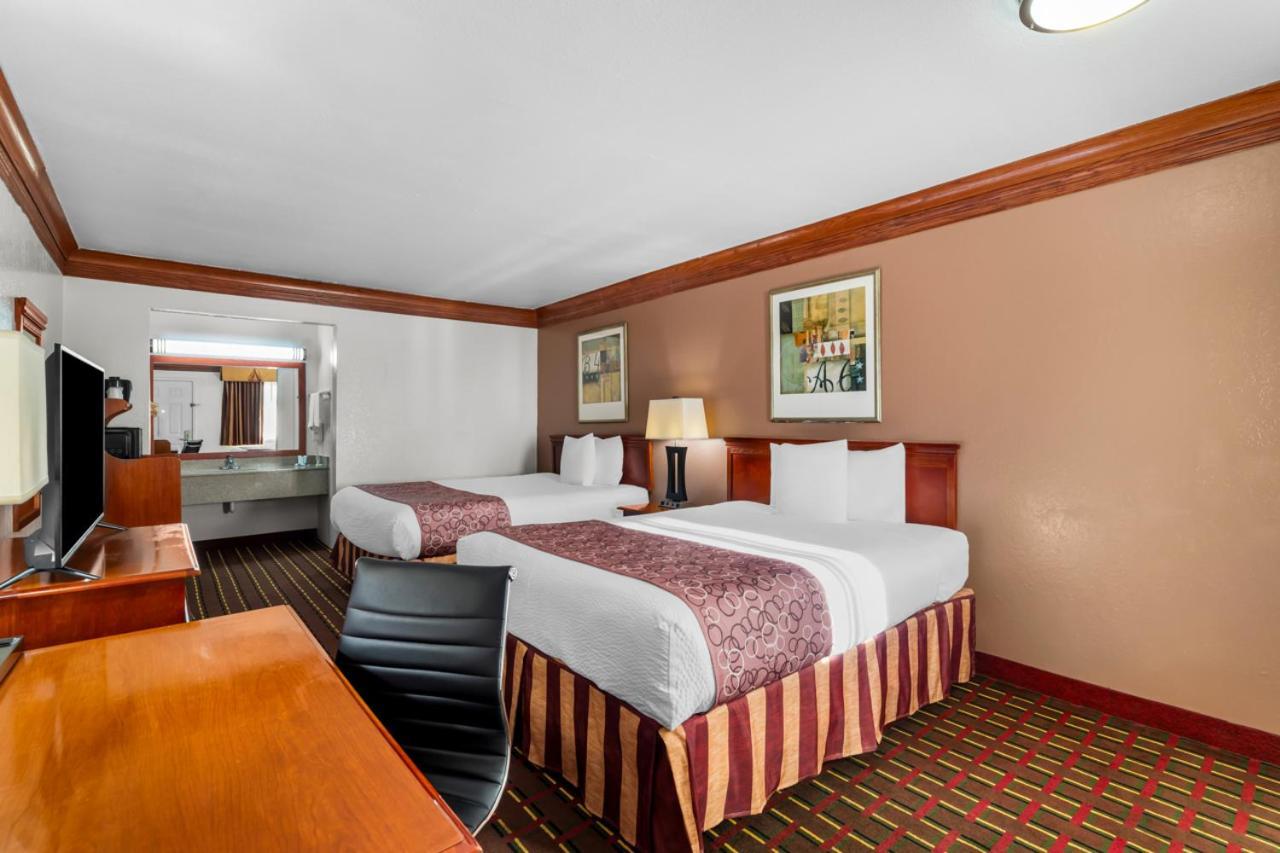 Scottish Inns - Decatur Bagian luar foto