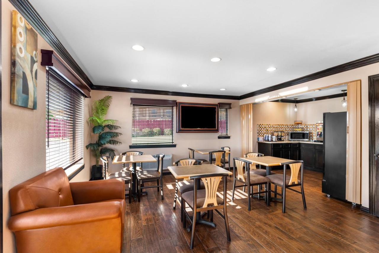 Scottish Inns - Decatur Bagian luar foto